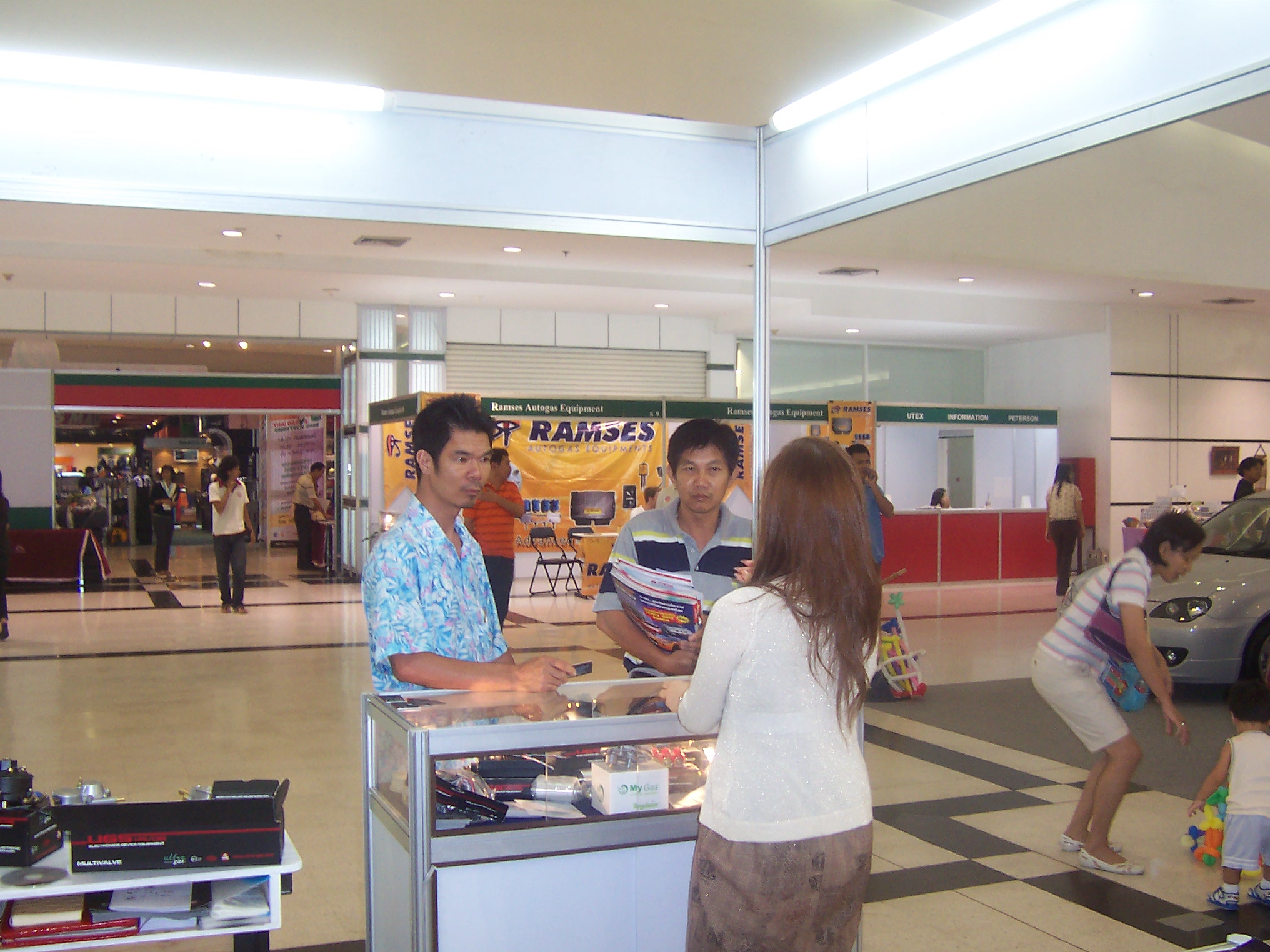 ULTRAGAS FUAR RESİMLERİ